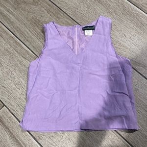 Cute purple cropped tee!